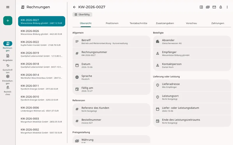 Überfällige Rechnung in Erdikon am Laptop mit Rechnungsliste und Details nebeneinander